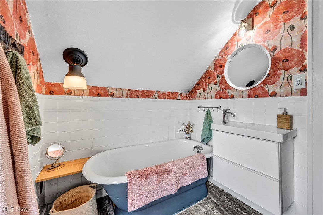 Broadfield - Residential