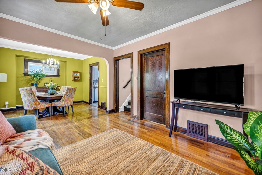 Broadfield - Residential