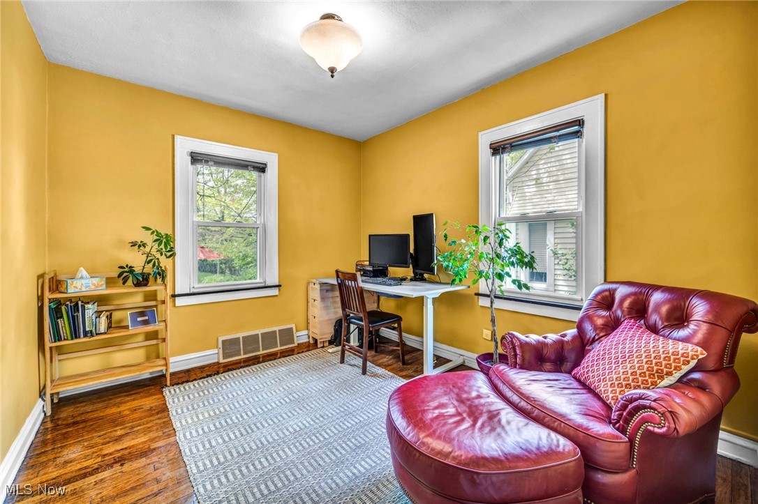 Broadfield - Residential