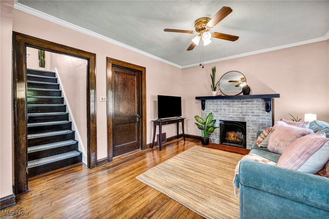 Broadfield - Residential