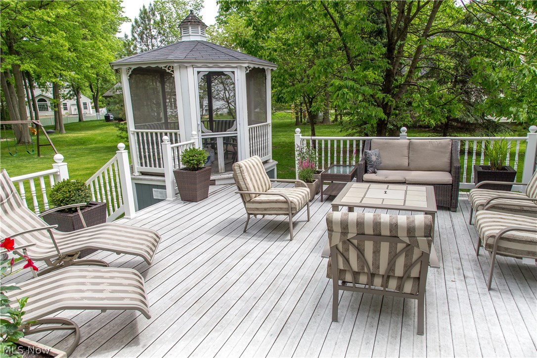 Woodmere - Residential