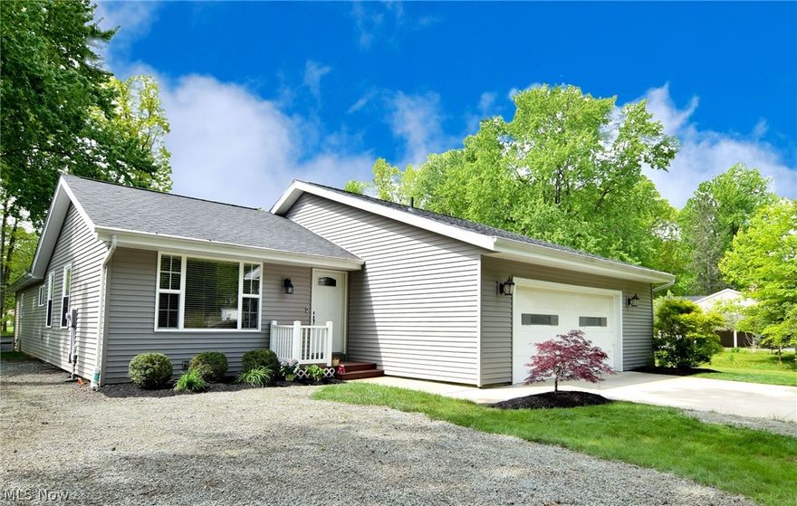 This is a true turn key home. This ranch home sits at the end of the street and offers a private, park like setting. This home boasts 3 Bedrooms and 2 1/2 Baths. Master Bedroom with full bath and walk in closet. Vaulted ceilings in Kitchen, Family Room, Dining Room, and Living Room, 2 car attached garage. This home is awesome!!! Just move in!