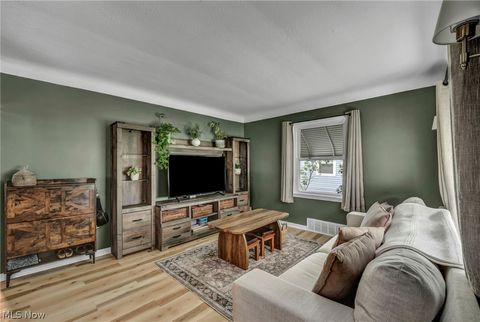 Tiny photo for 3206 Torrington Avenue, Parma, OH 44134 (MLS # 5215683)