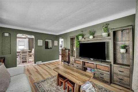 Tiny photo for 3206 Torrington Avenue, Parma, OH 44134 (MLS # 5215683)
