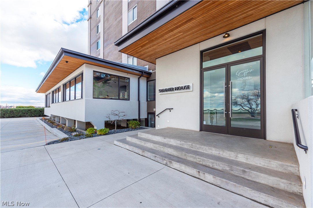 The Carlyle - Residential