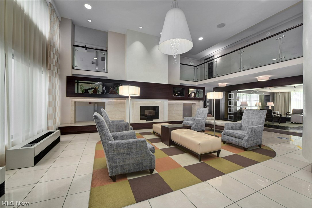 The Carlyle - Residential