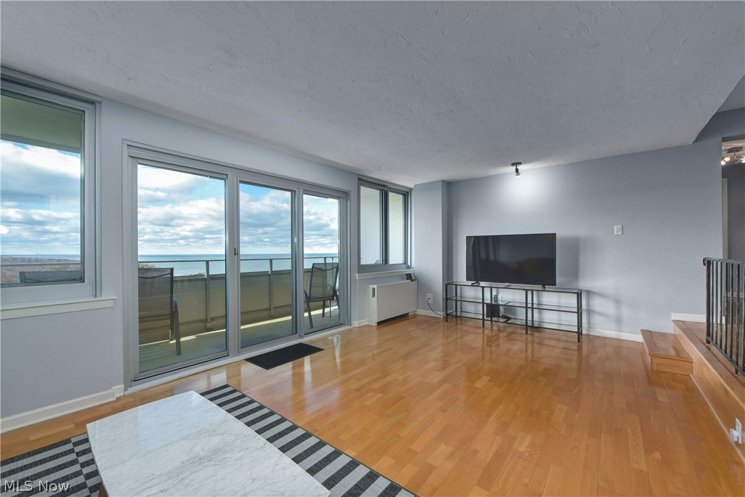 The Carlyle - Residential