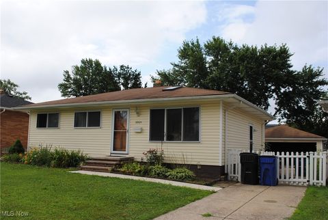 19505 Parkmount Avenue, Cleveland, OH 44135 - #: 5143803