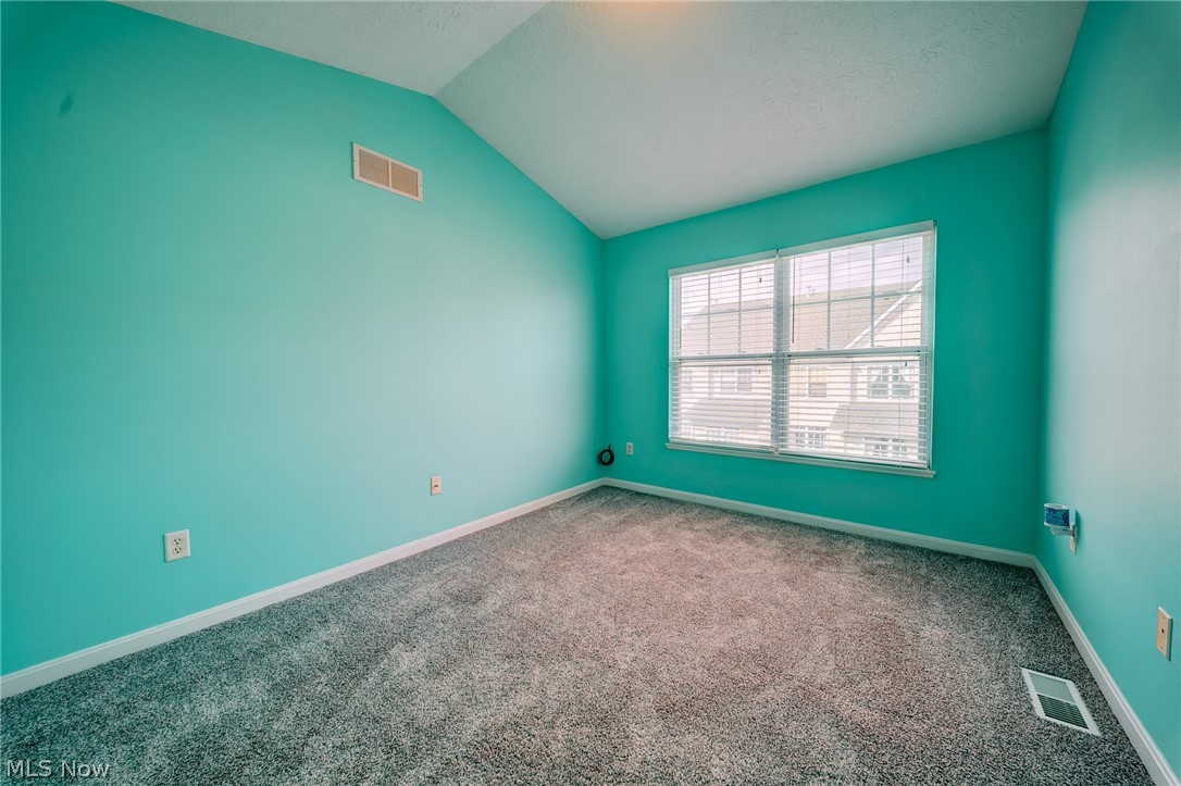 Chapman Grove Village Twnhms Sub Ph 2 - Residential