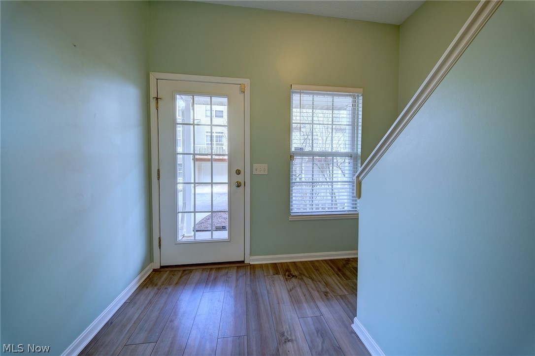 Chapman Grove Village Twnhms Sub Ph 2 - Residential