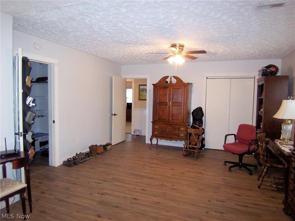 Salt Spgs 12 - Residential