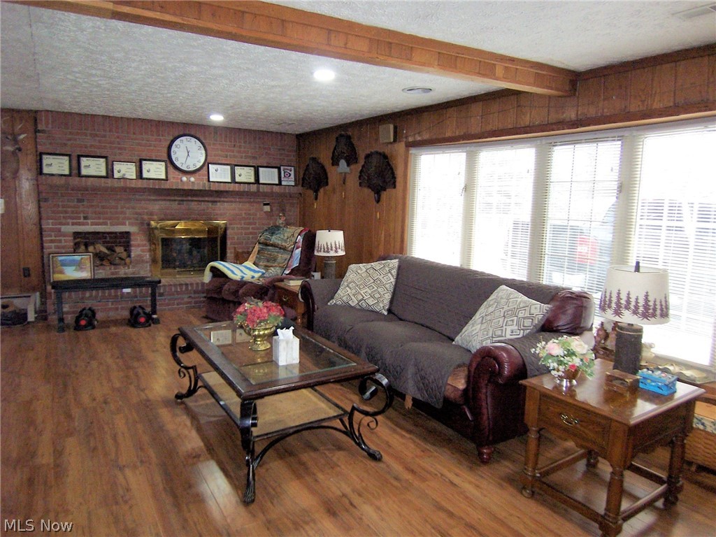 Salt Spgs 12 - Residential