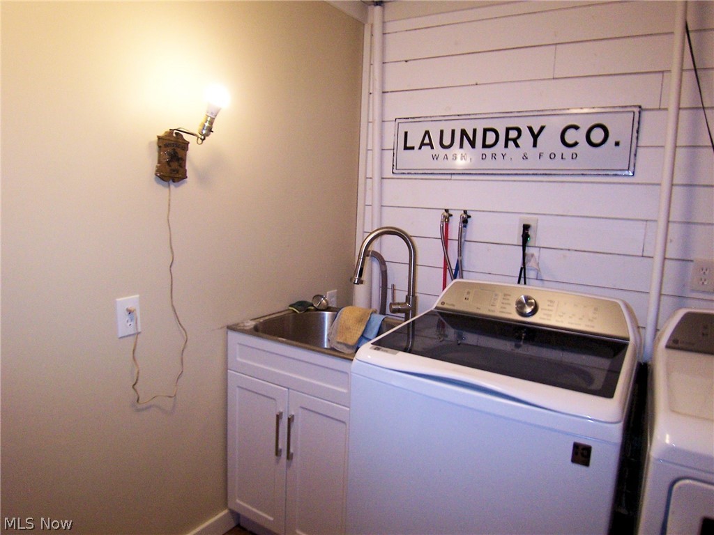 Salt Spgs 12 - Residential