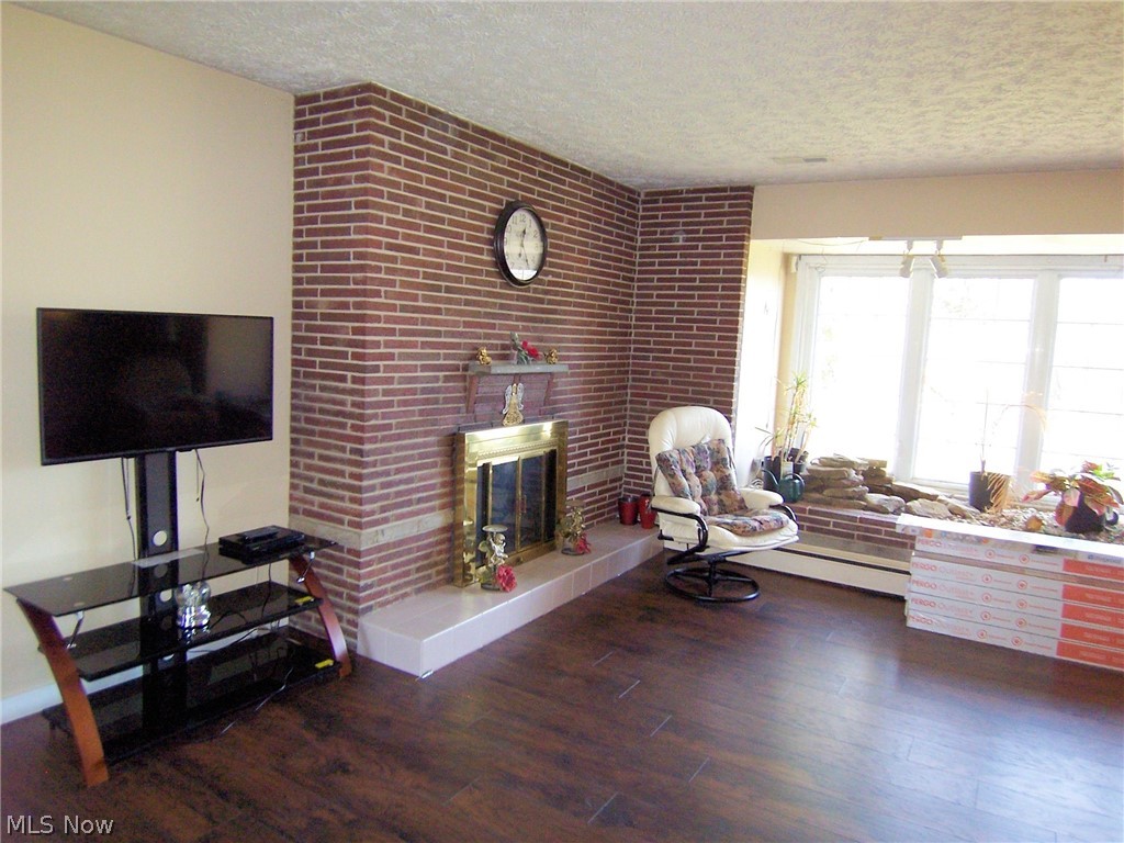 Salt Spgs 12 - Residential