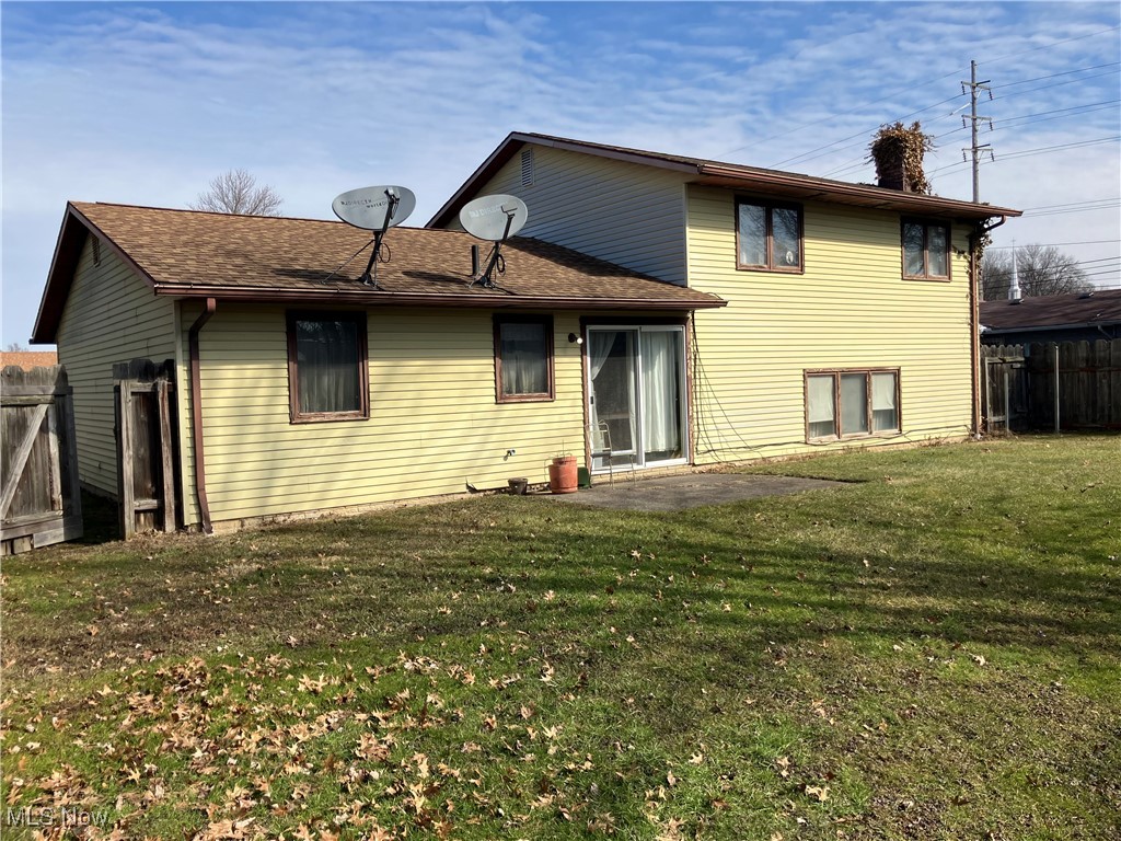 759 University Avenue, Elyria, Ohio image 4