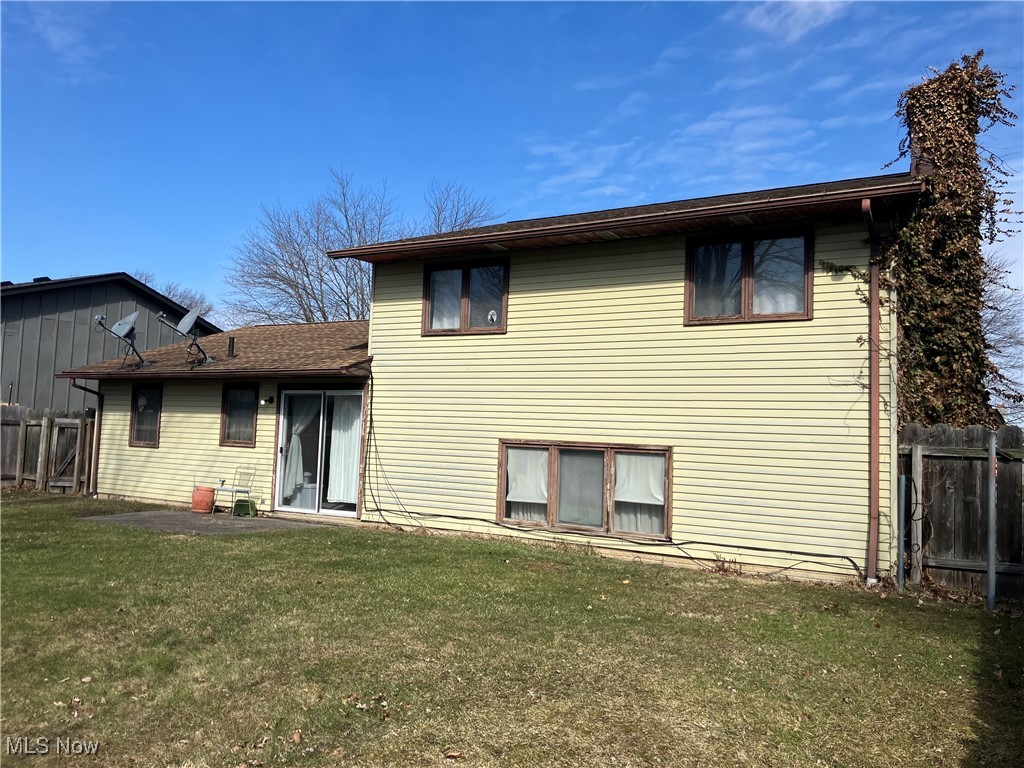 759 University Avenue, Elyria, Ohio image 5