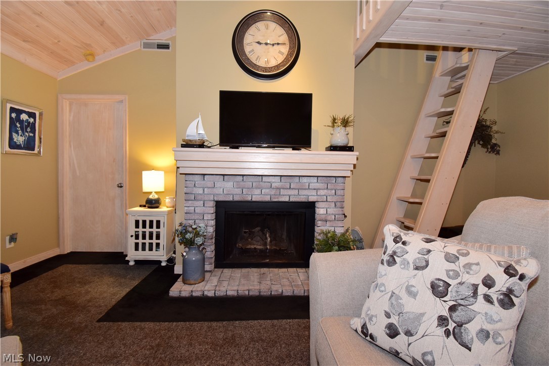 Snug Harbor Condo - Residential