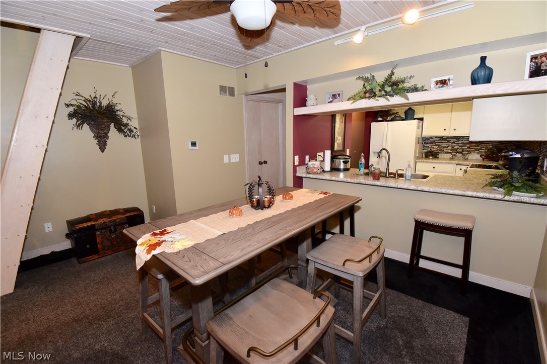 Snug Harbor Condo - Residential