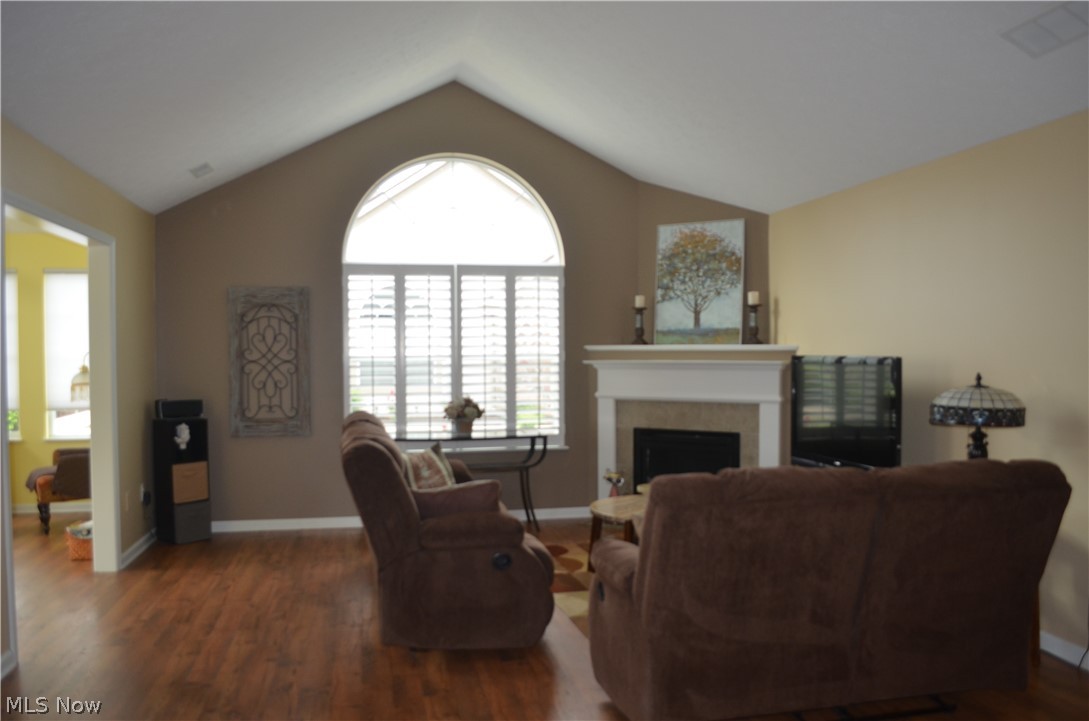 Crossings/West Vly Ph 10 Condo - Residential