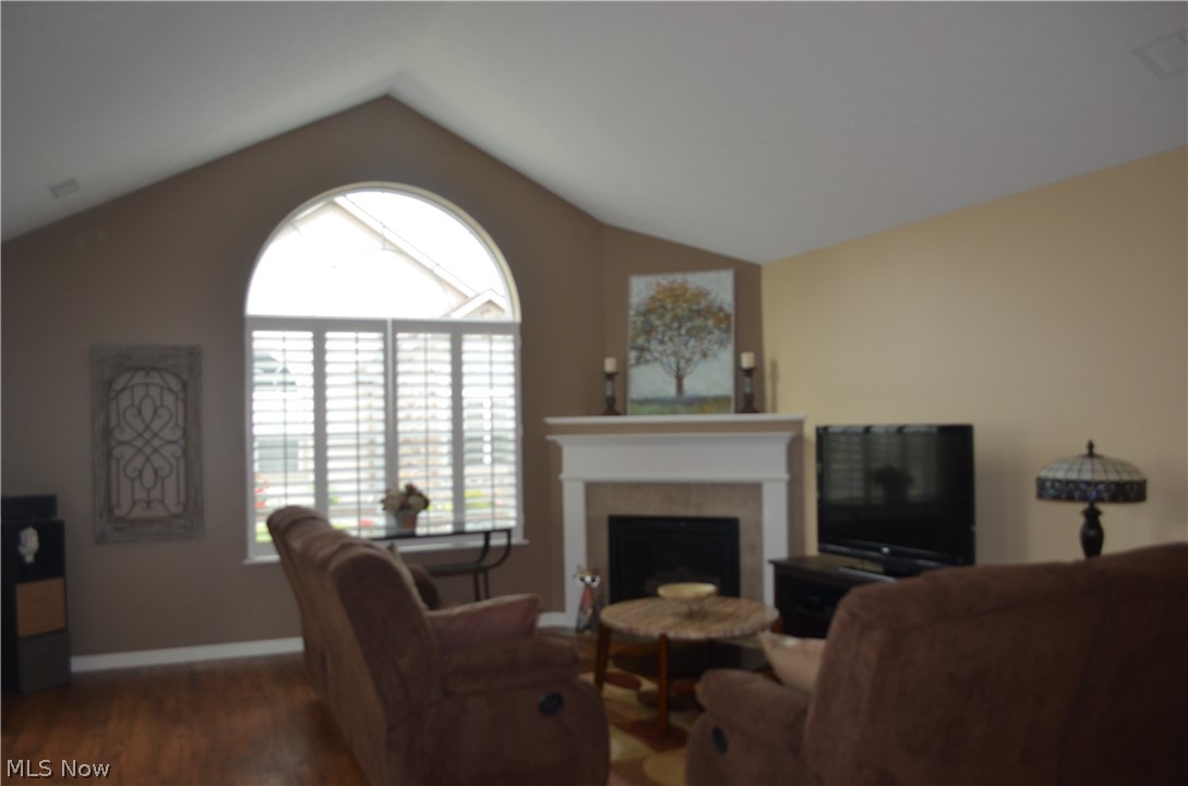 Crossings/West Vly Ph 10 Condo - Residential