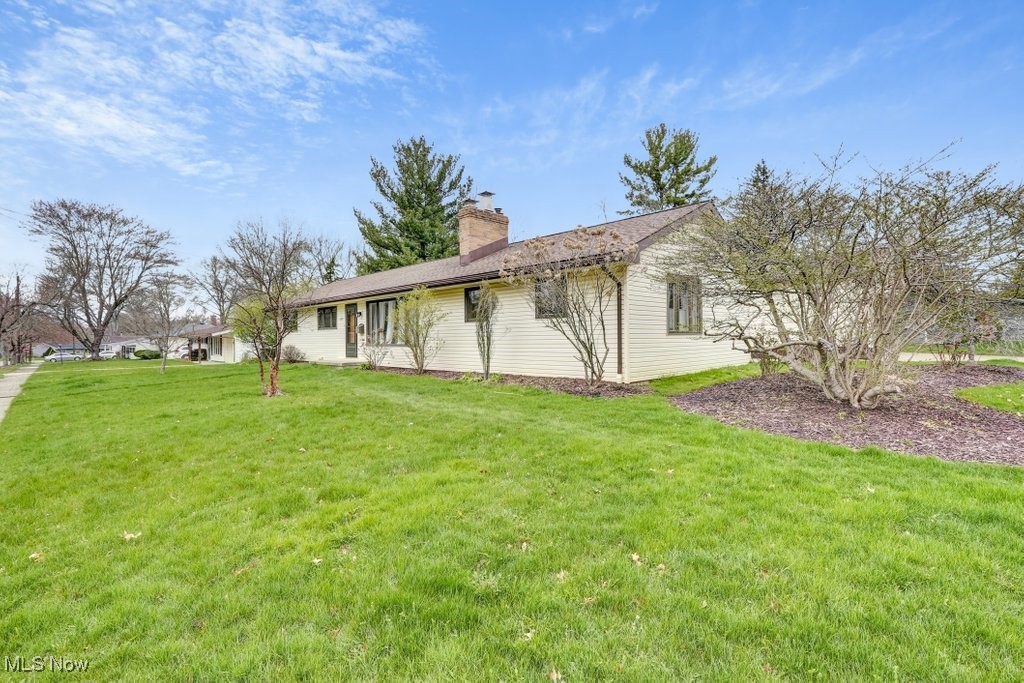 1269 Walton Drive, Akron, Ohio image 2