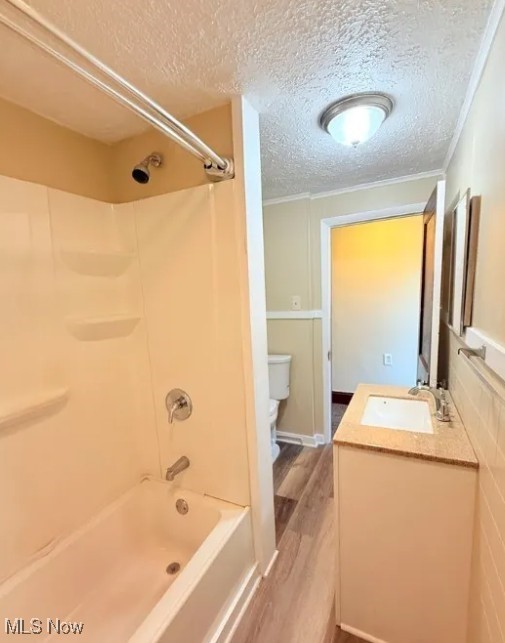 Hill Sener Pipe 02 - Residential Lease