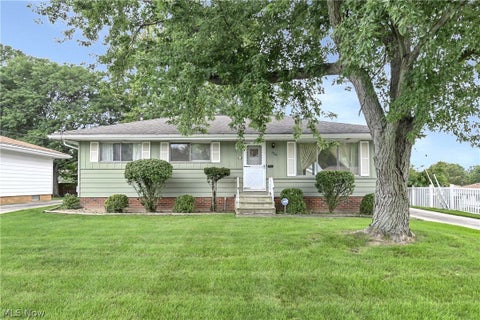 Tiny photo for 7704 Howard Street, Parma, OH 44134 (MLS # 5240839)