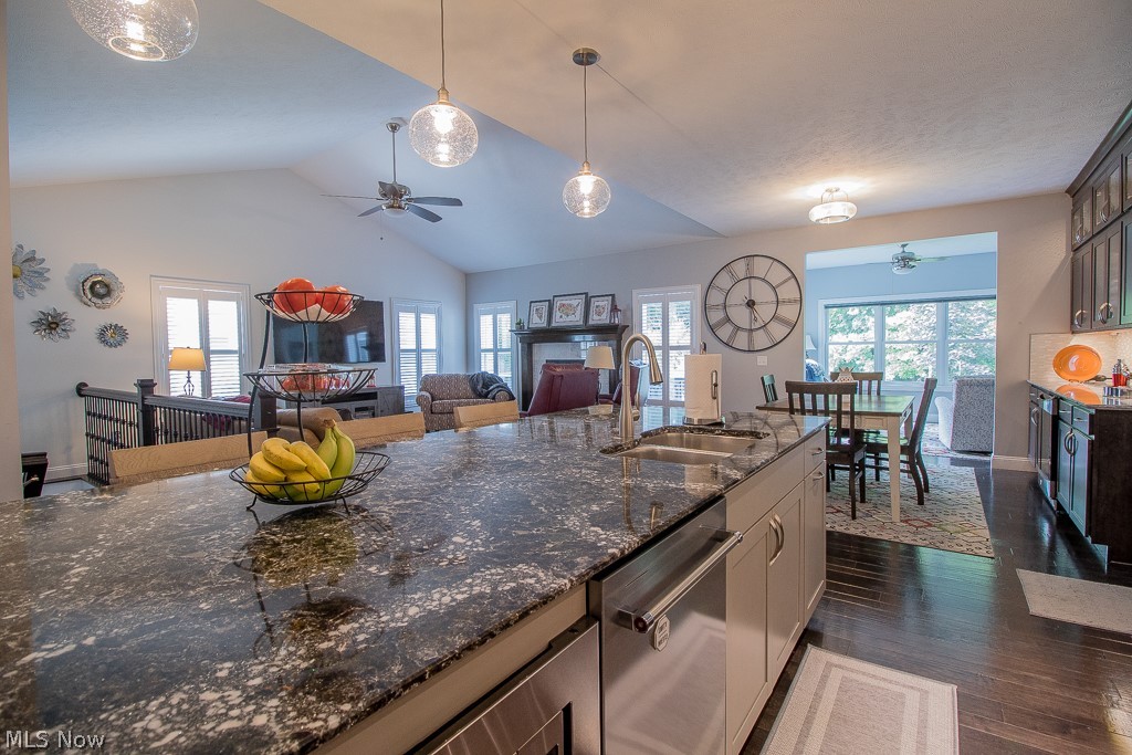 The Estates At Kallay Farms - Residential