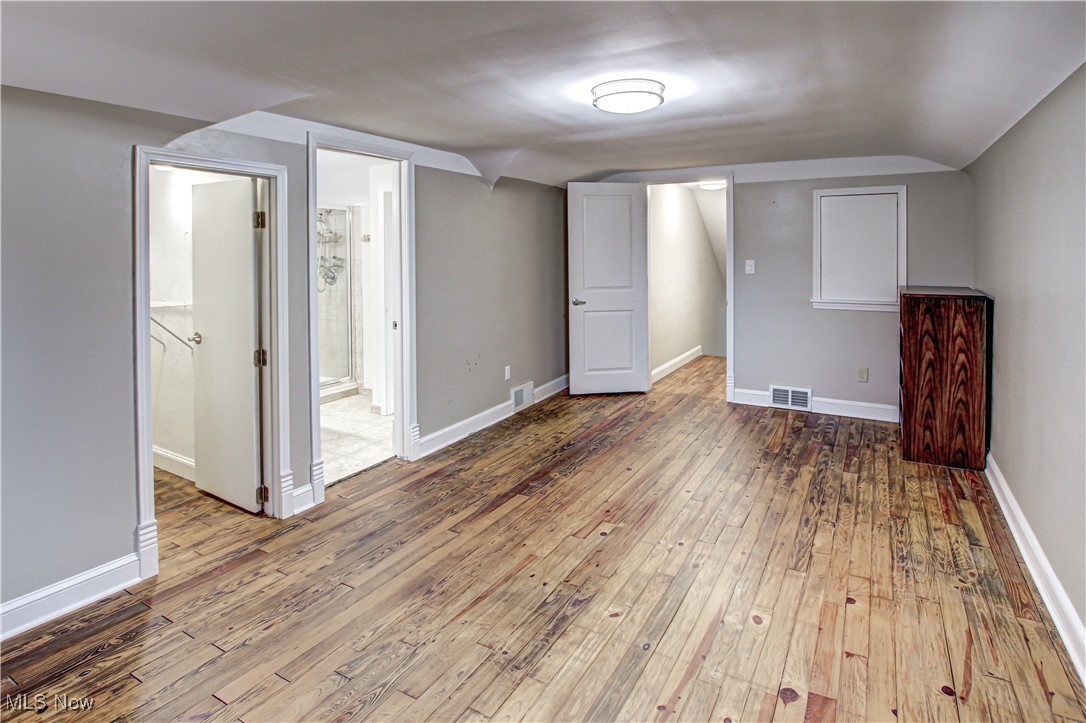 8218 Webster Road, Strongsville, Ohio image 19