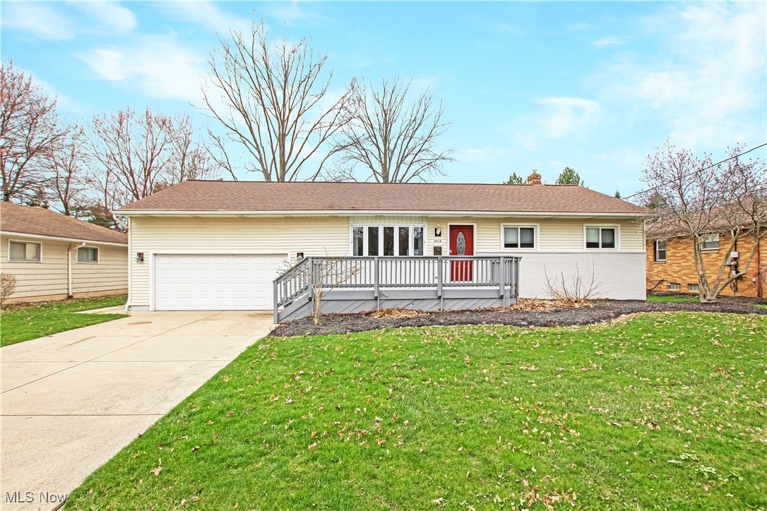 8218 Webster Road, Strongsville, Ohio image 1