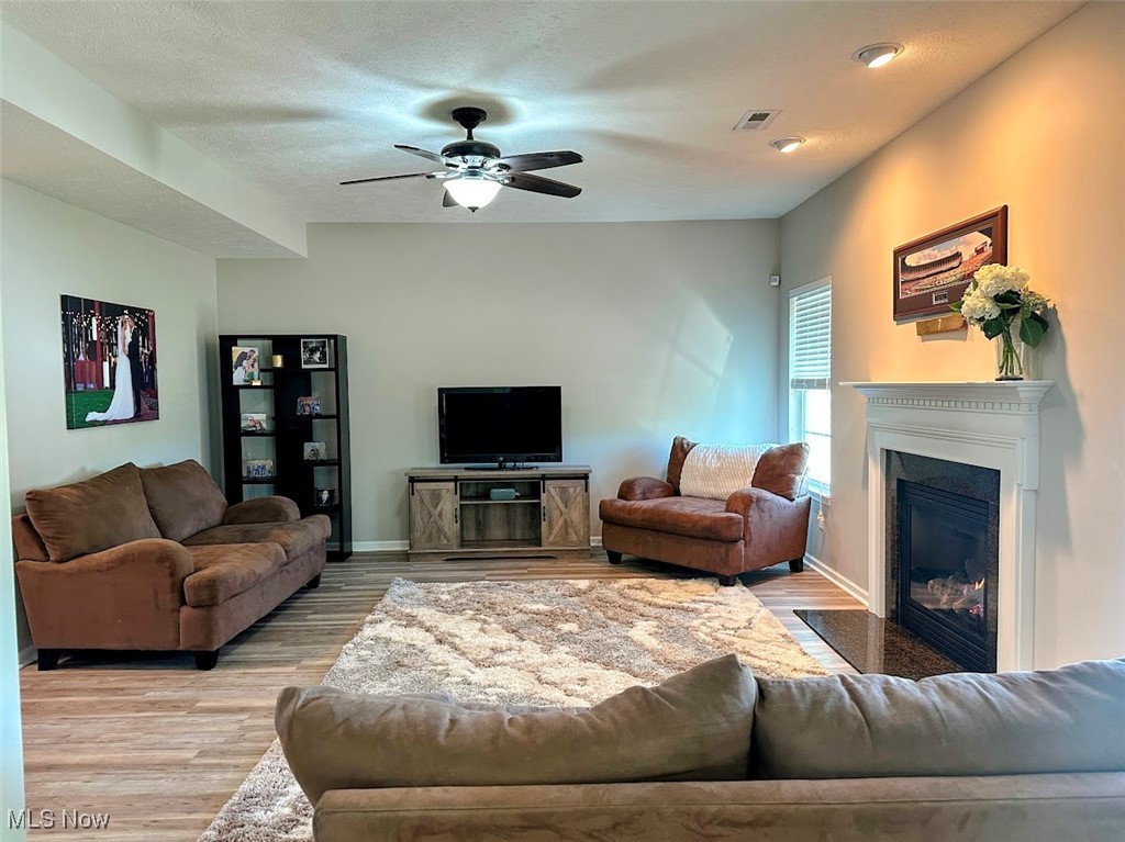 31944 Rustic Ridge, North Ridgeville, Ohio image 13