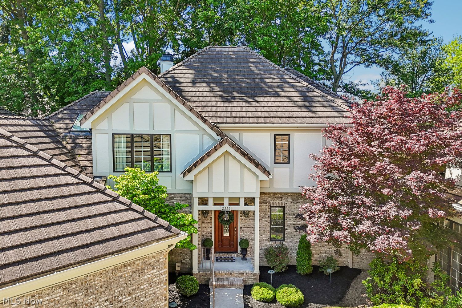 Photo 1 of 44 — 2256 Pebble Cove 15, Westlake, OH 44145