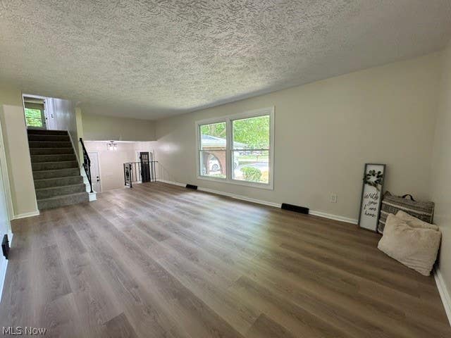 Photo of 509 Marquardt Avenue NE, North Canton, OH 44720 (MLS # 5221267)