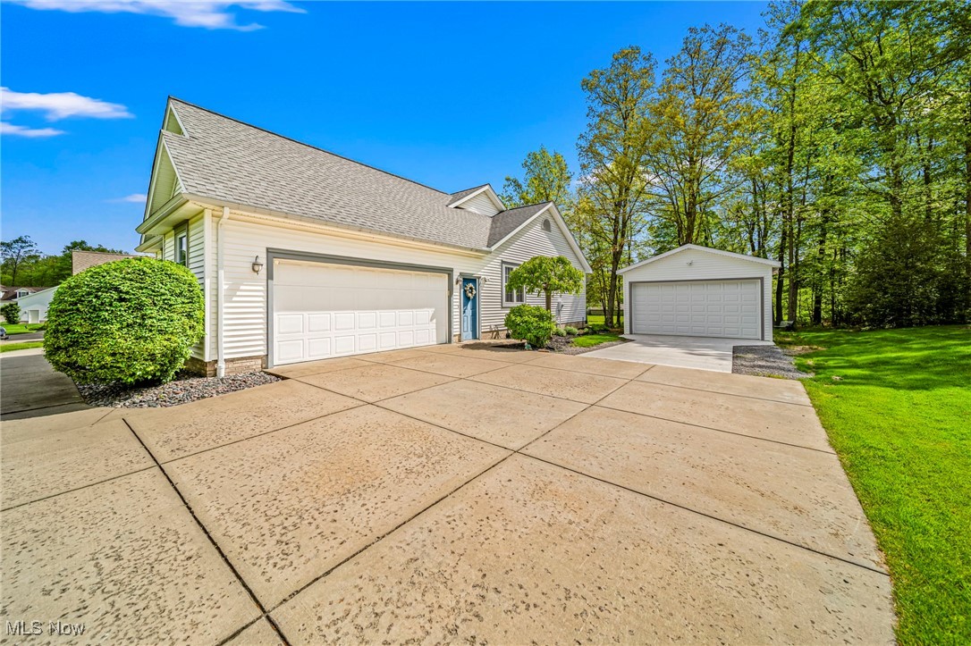 41 Savannah Court, Canfield, Ohio image 3