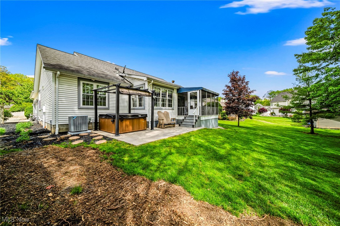 41 Savannah Court, Canfield, Ohio image 5