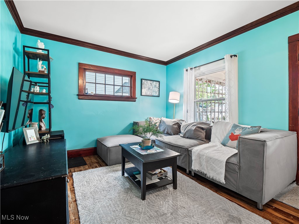 Mathews & Gilberts 03 - Residential