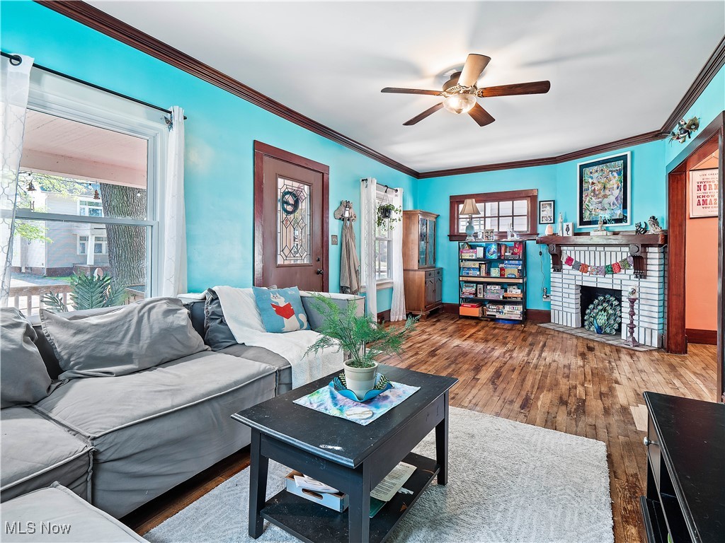 Mathews & Gilberts 03 - Residential