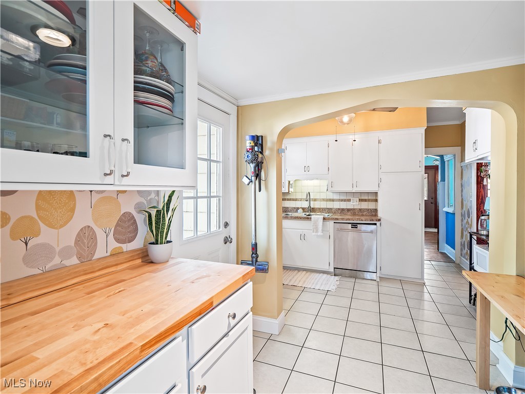 Mathews & Gilberts 03 - Residential