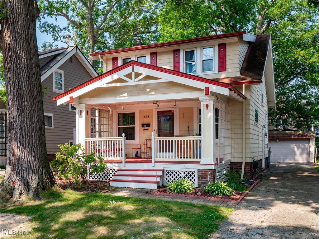 Mathews & Gilberts 03 - Residential