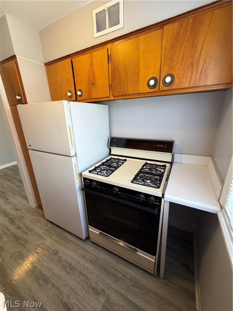 Kirkland Manor - Residential Lease