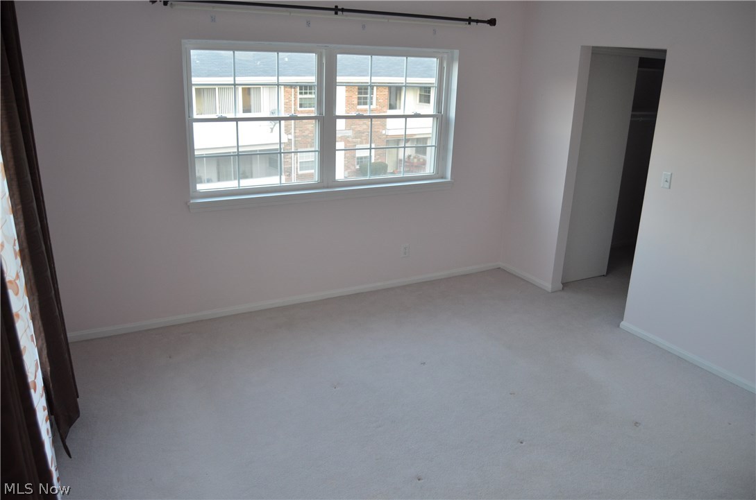 6970 Carriage Hill Condo - Residential