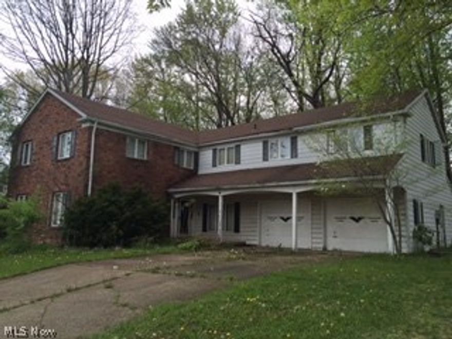 Great investment opportunity.  Needs work.  Possible structural issues.  Property is being sold as-is without any disclosures or warranties.