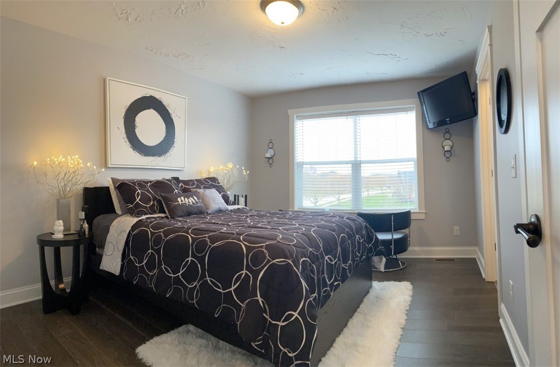 Villas/St James Place 03 - Residential