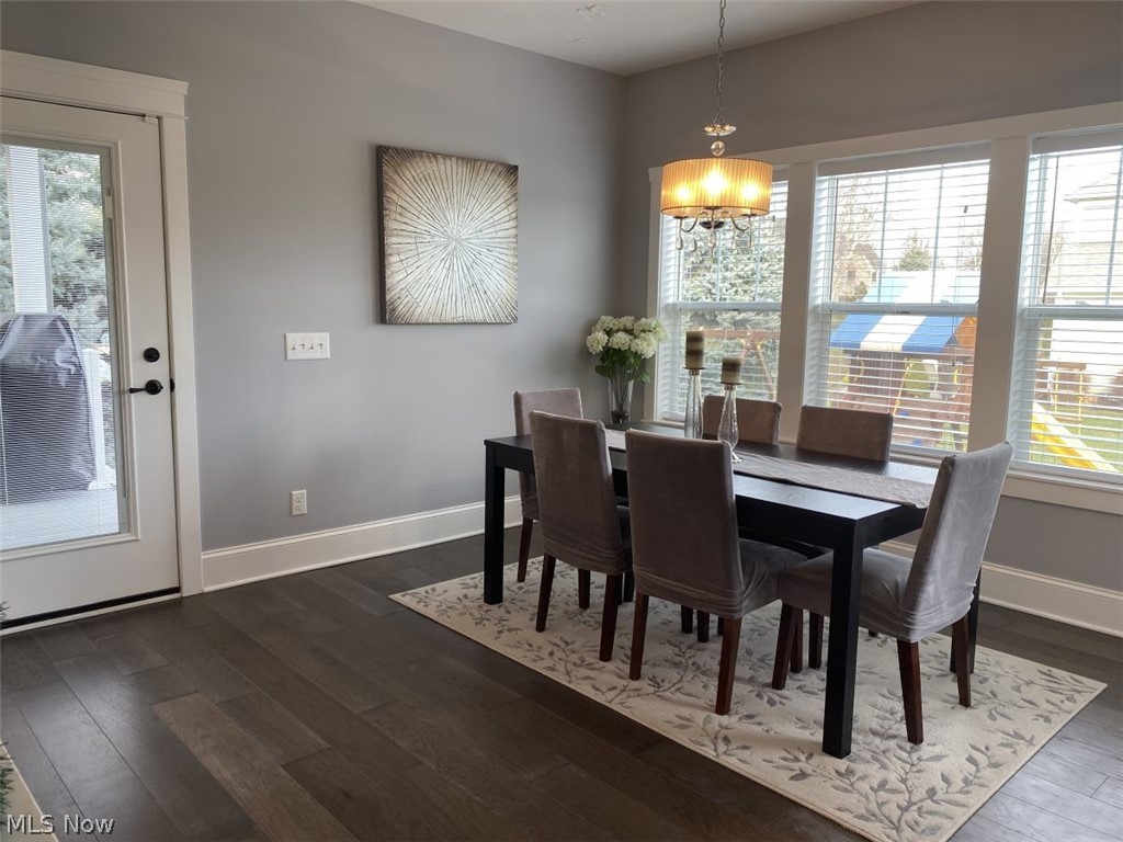 Villas/St James Place 03 - Residential