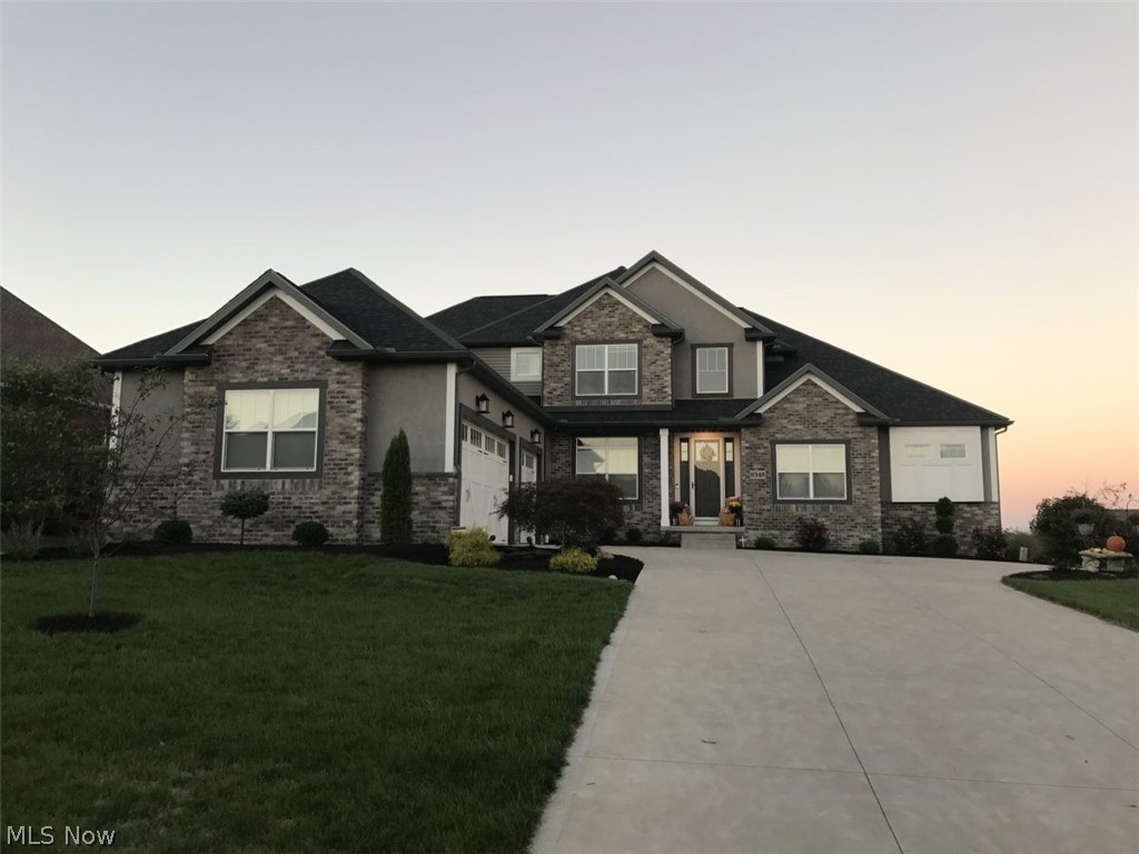 Villas/St James Place 03 - Residential