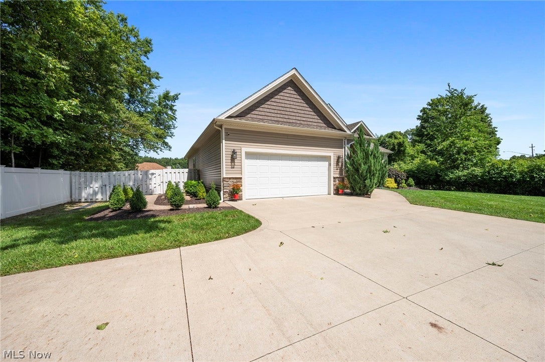 9475 Johnnycake Ridge Road