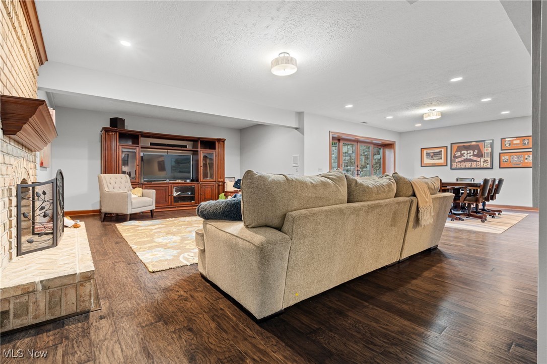 Crystal Shores Ph V - Residential