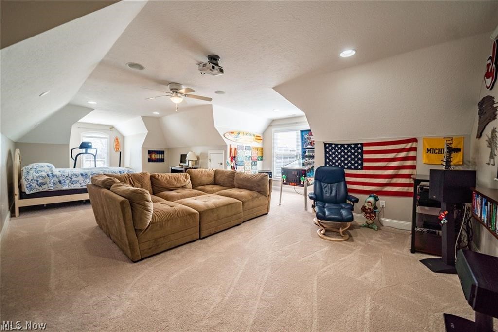 Hidden Harbour Lagoons - Residential