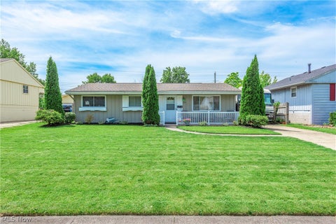 Homes For Sale - 2154 Eastlawn Street<br/> Lorain, OH 44052