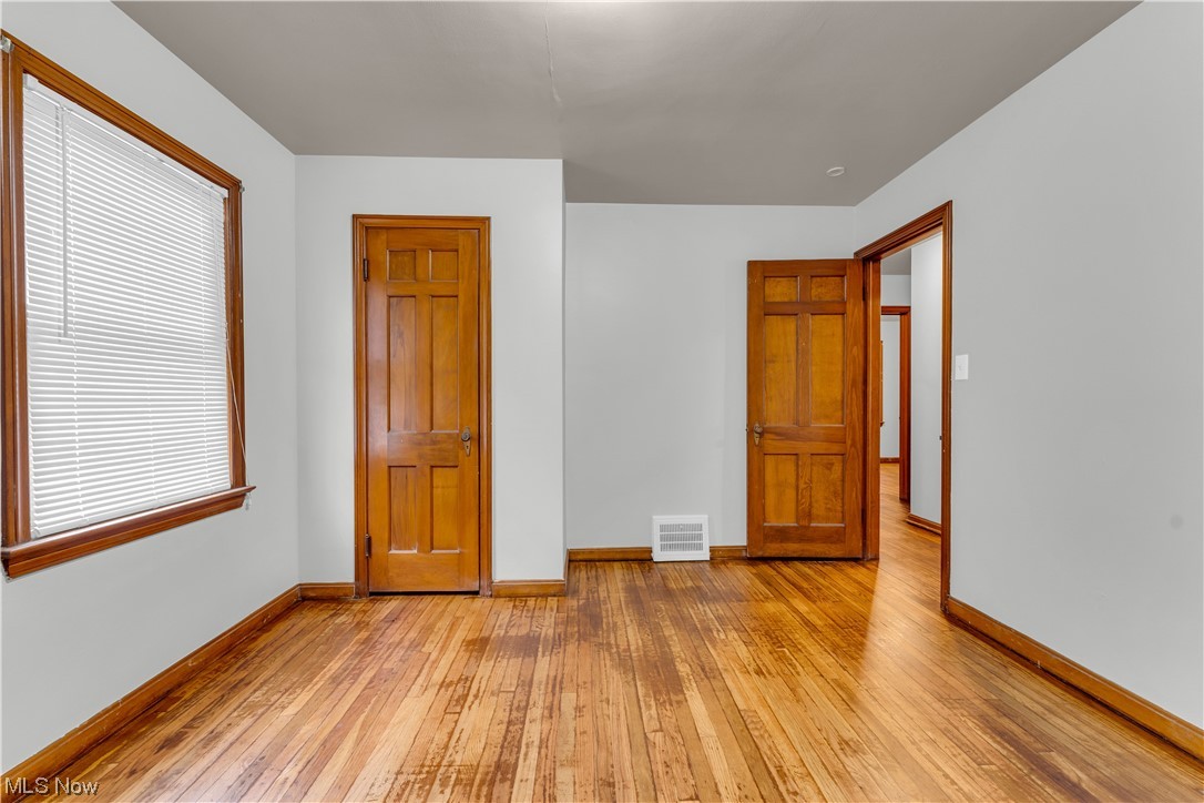 Maple Heights 01 - Residential Lease